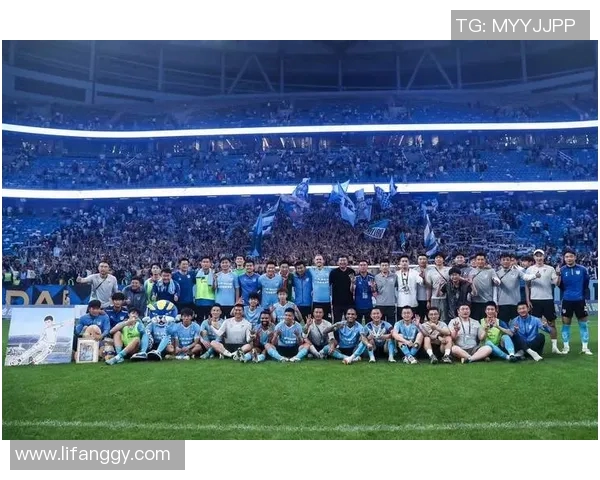 大连足球星卡系列发布揭示球迷收藏新风潮和体育文化发展潜力